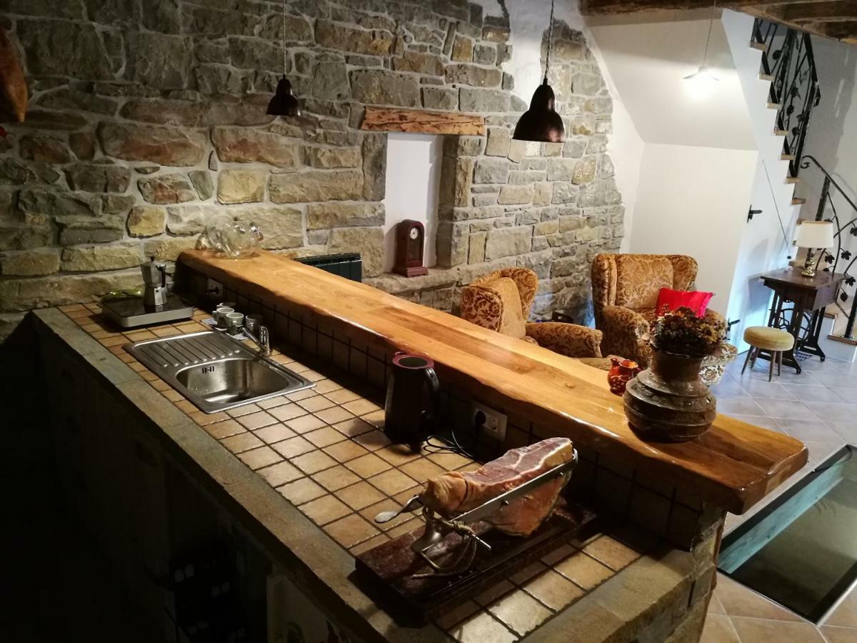 Wine House Rakar Guest House Gracisce Ngoại thất bức ảnh