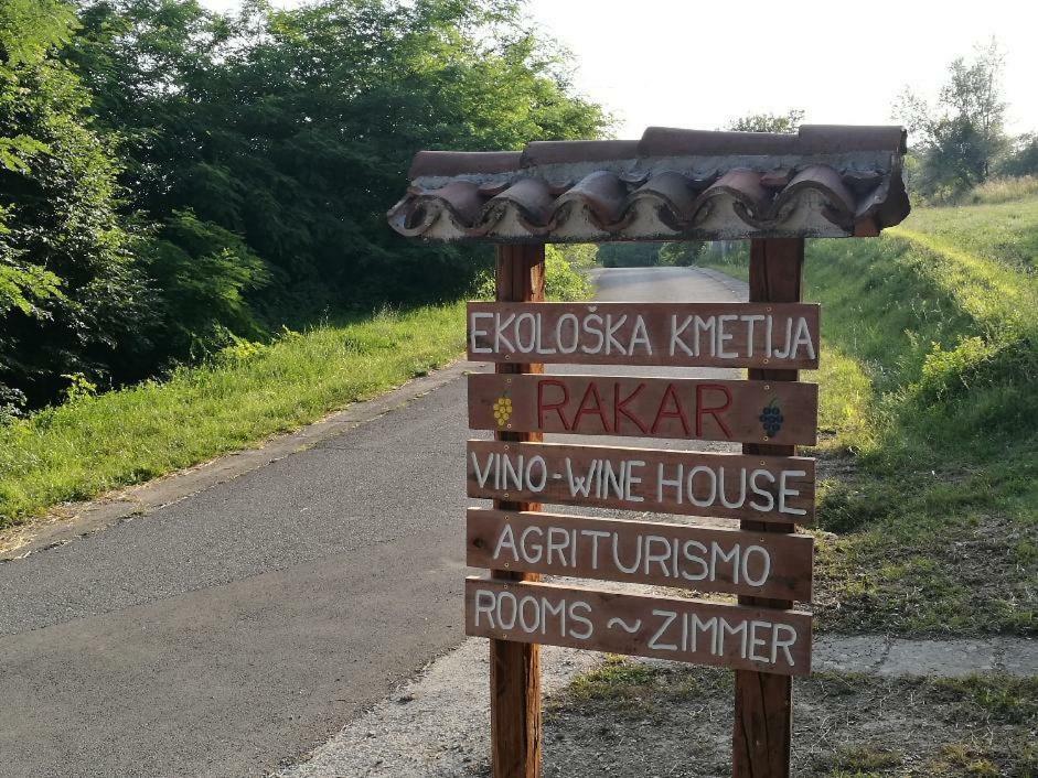 Wine House Rakar Guest House Gracisce Ngoại thất bức ảnh